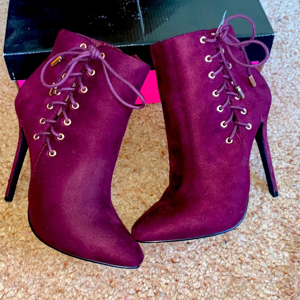Heel booties